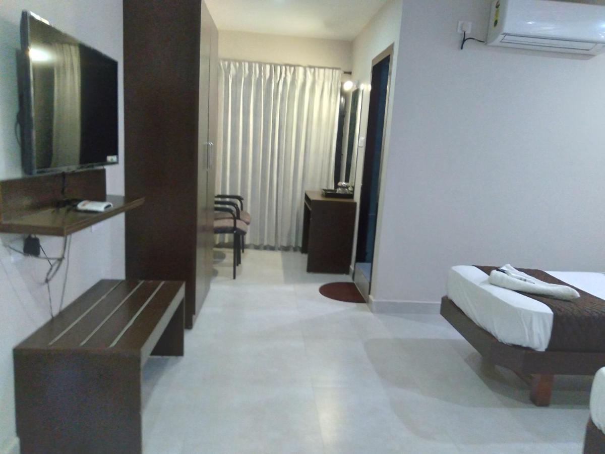 Hotel Aiba Regency Coimbatore Exterior photo