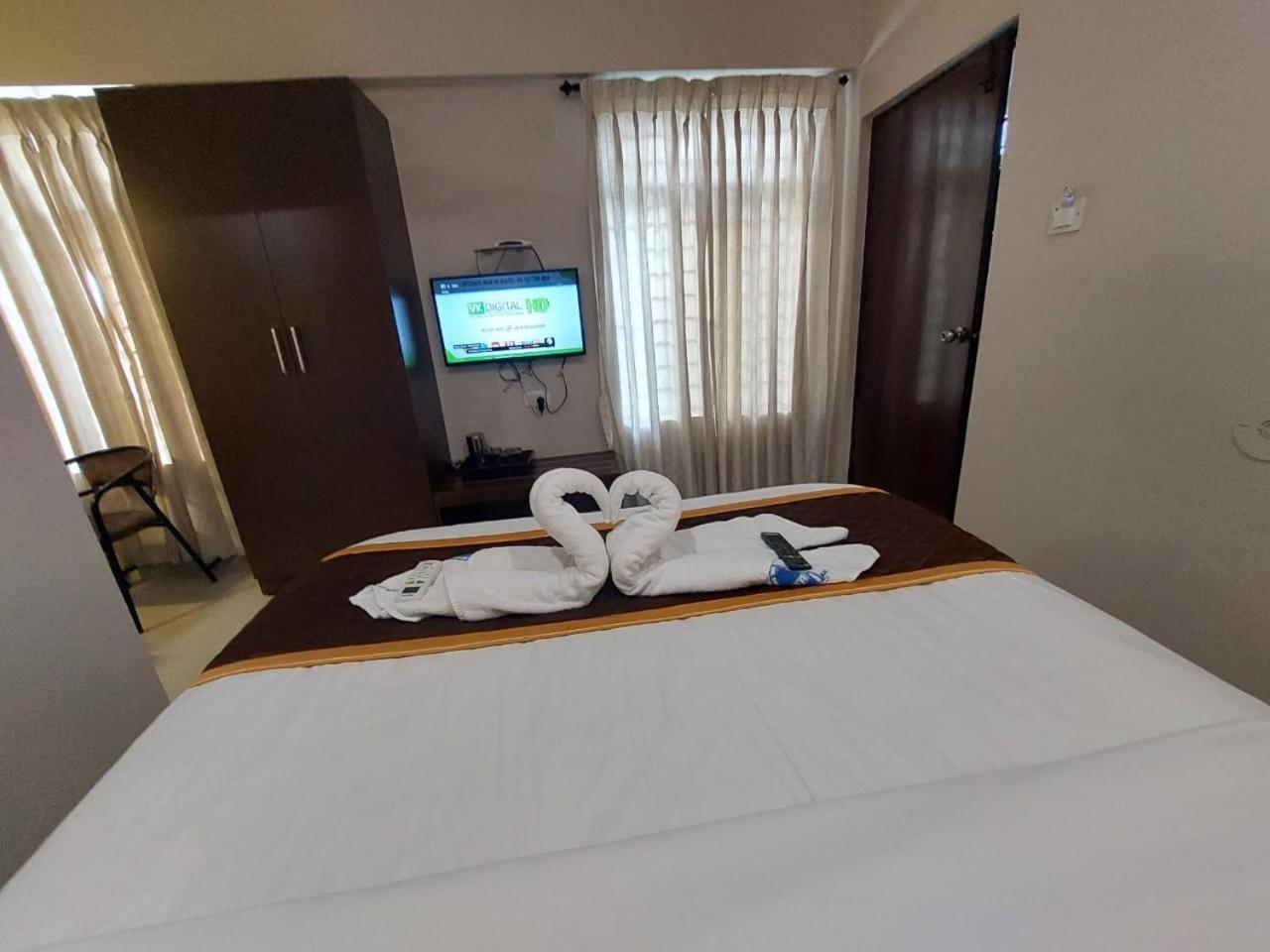 Hotel Aiba Regency Coimbatore Exterior photo