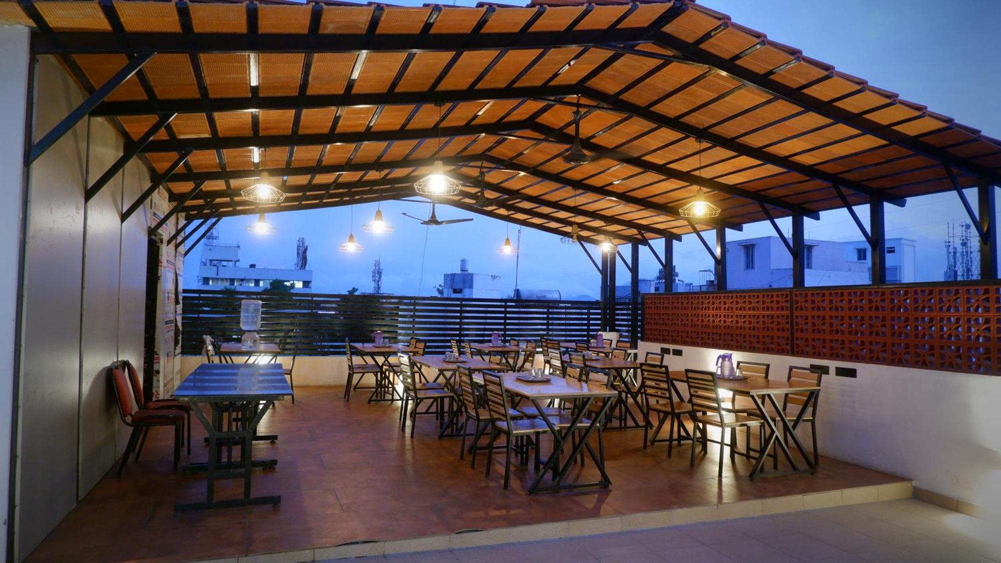 Hotel Aiba Regency Coimbatore Exterior photo