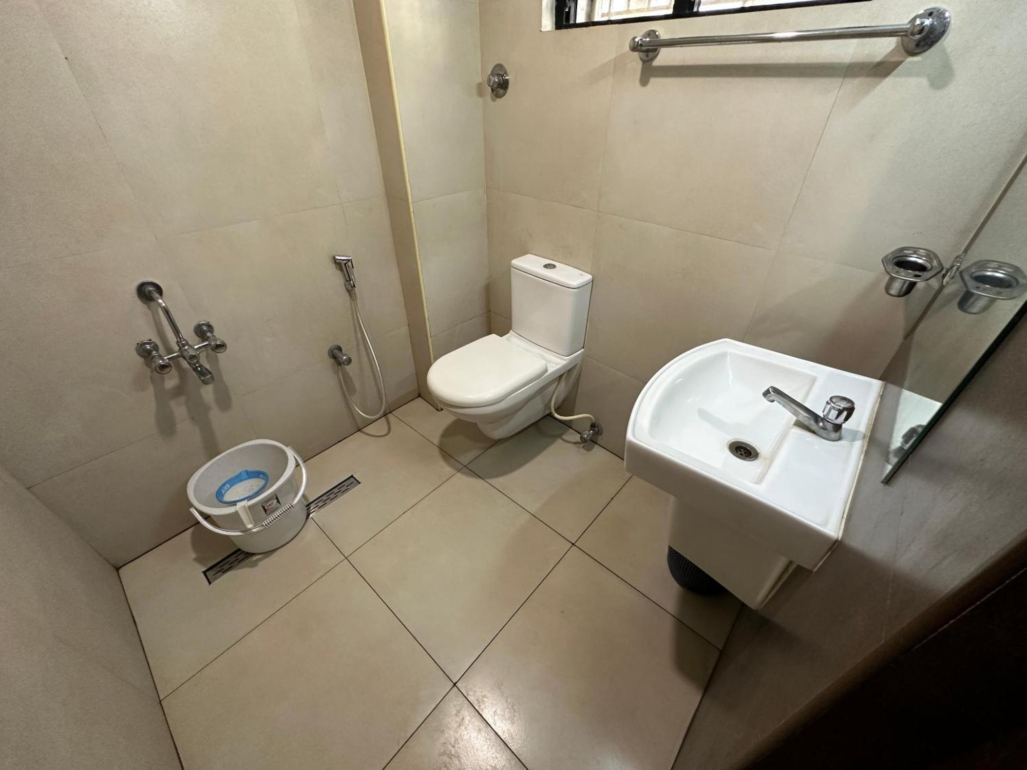 Hotel Aiba Regency Coimbatore Exterior photo