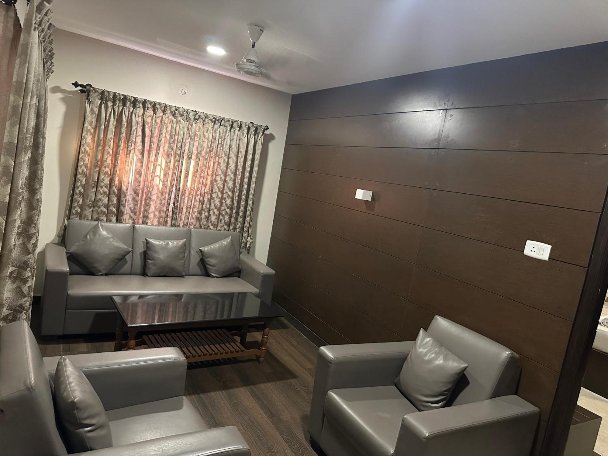 Hotel Aiba Regency Coimbatore Exterior photo